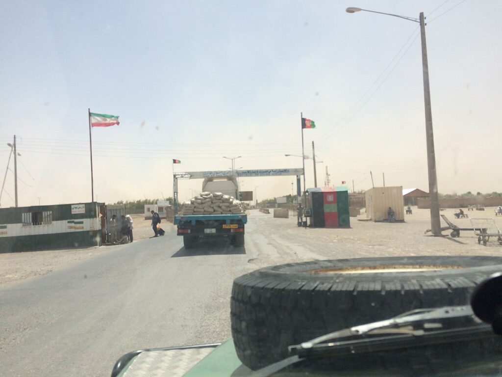 واردات و ترخیص کالا از گمرک افغانستان