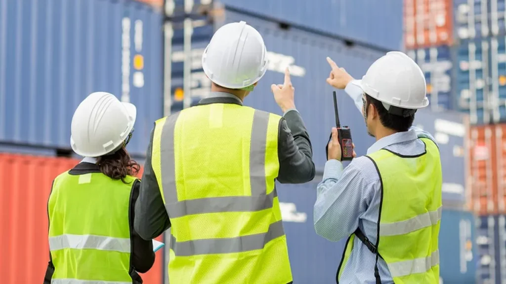 ترخیص کار بندرعباس؛ خدمات سریع و مطمئن